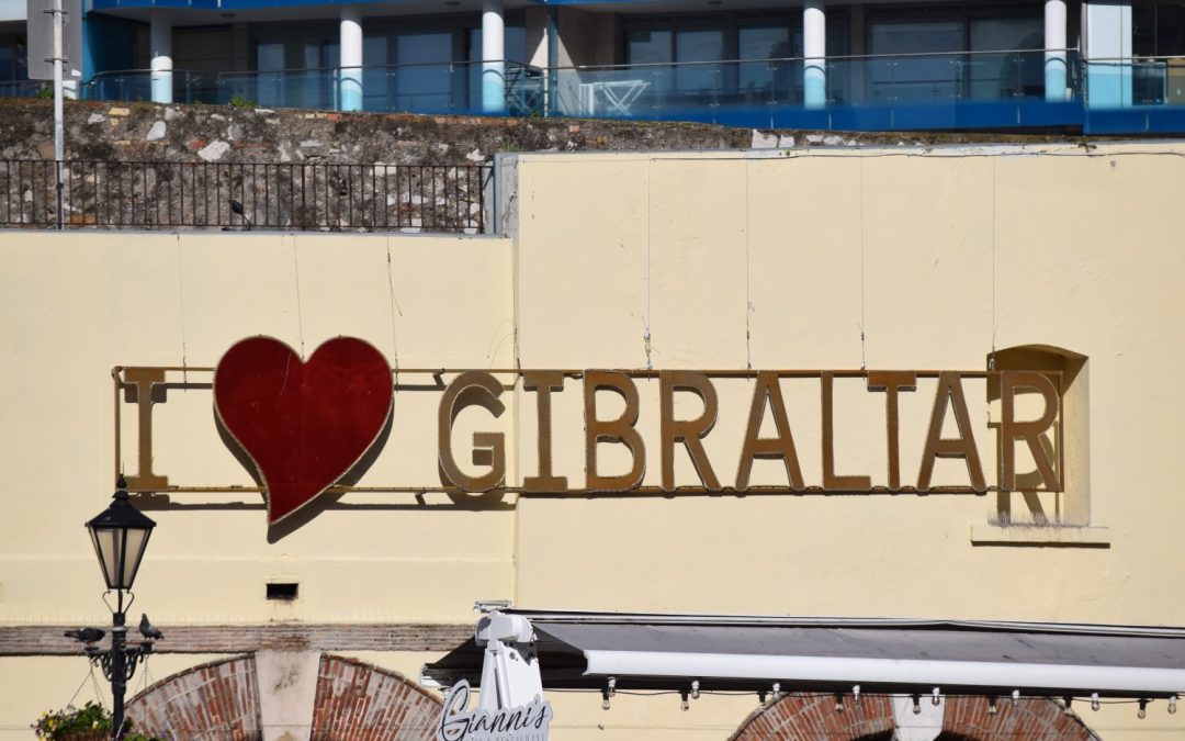 Notre journée à Gibraltar : entre histoire, ruelles anglaises et vues sur le Maroc